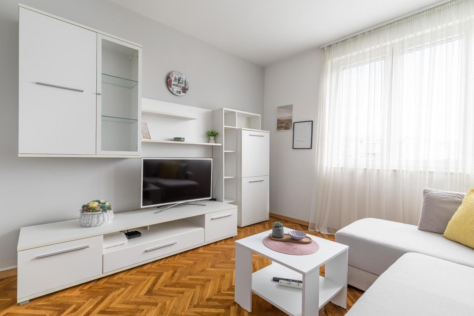 Apartment Aja Split Exteriör bild